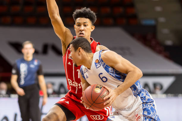 以其强大的 以其强大的