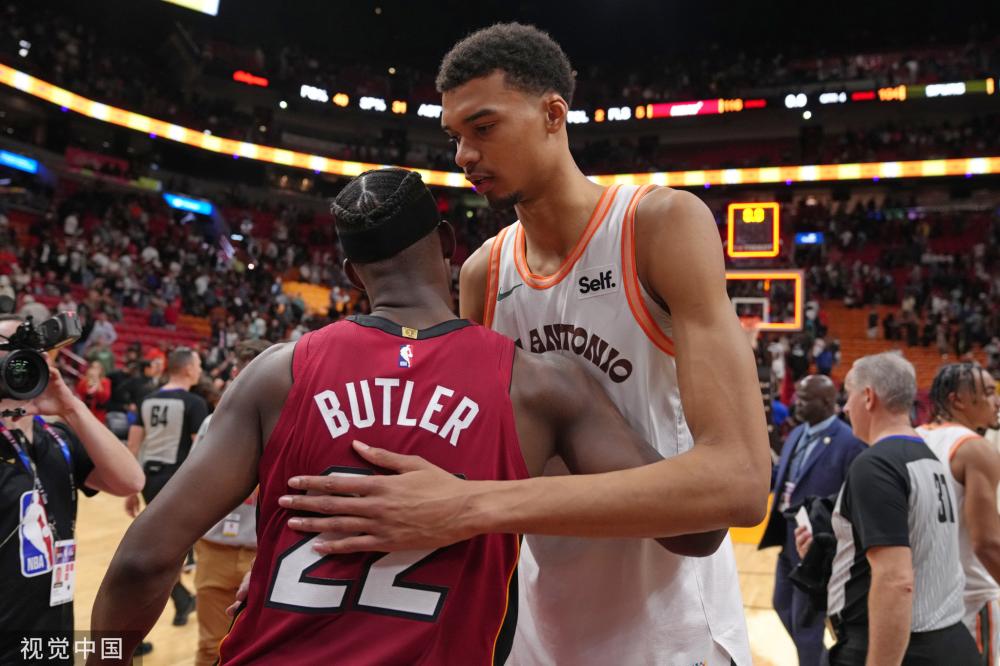 在亚冠赛场 在亚冠赛场