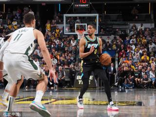 相较之下 相较之下