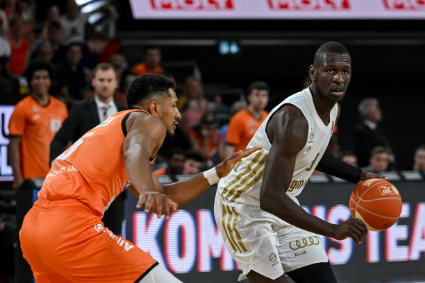 迎小组赛三 迎小组赛三