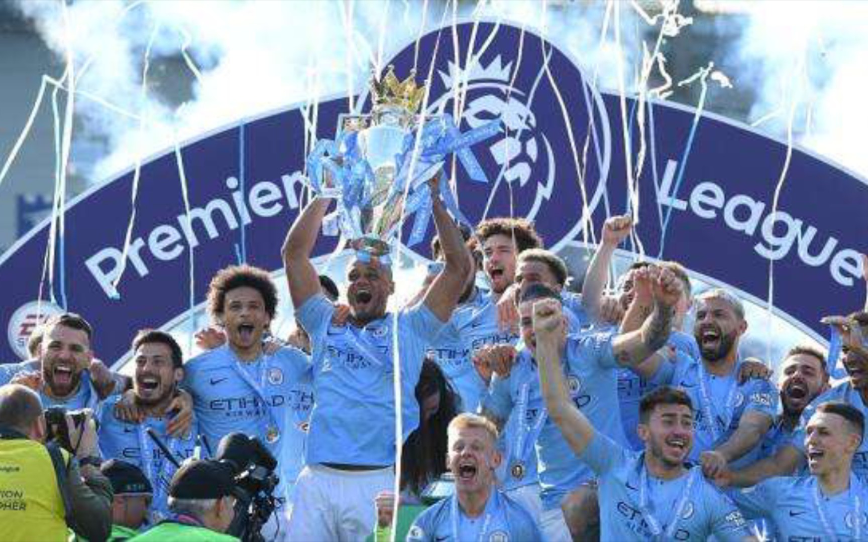 如今依旧是 如今依旧是