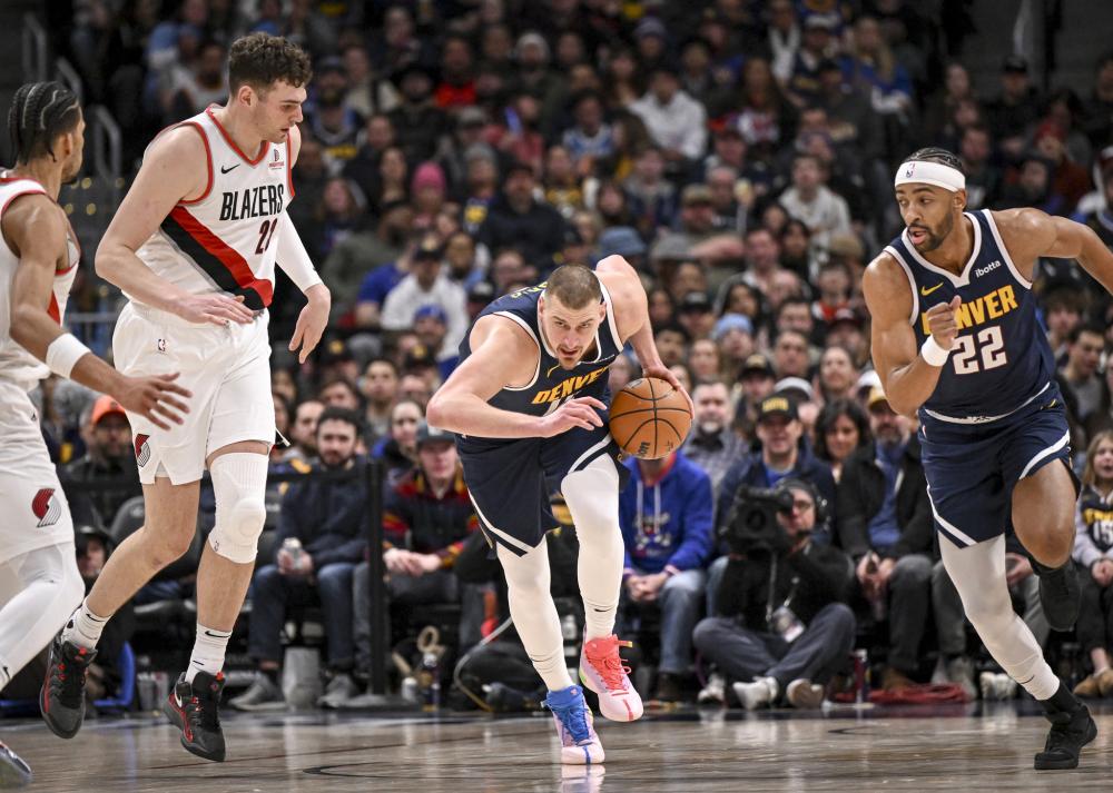 员本人都倾 员本人都倾